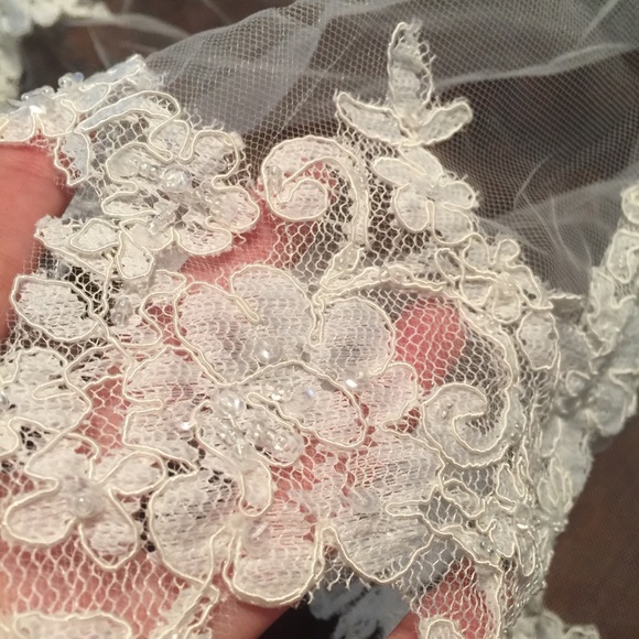 Disney bridal veil in ivory with lace and beading main image 6